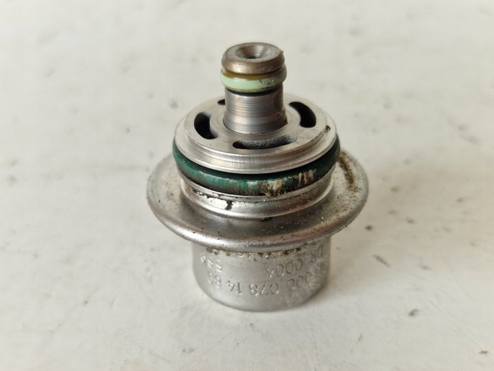 ДАТЧИК ДАВЛЕНИЯ ТОПЛИВА MERCEDES W202 W210 1.8 2.0 бензин 0000781489, фото 2