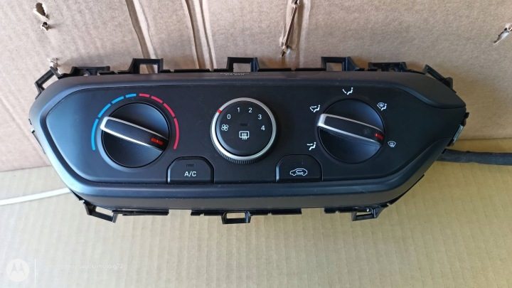 Hyundai i20 (BC3 BI3) 2021 Блок управления климатом 97250-Q0010, фото 1