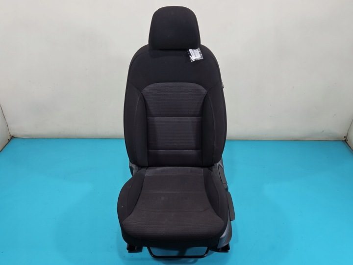 АВТОМОБИЛЬ HYUNDAI ELANTRA VI 15-20 EU, фото 1