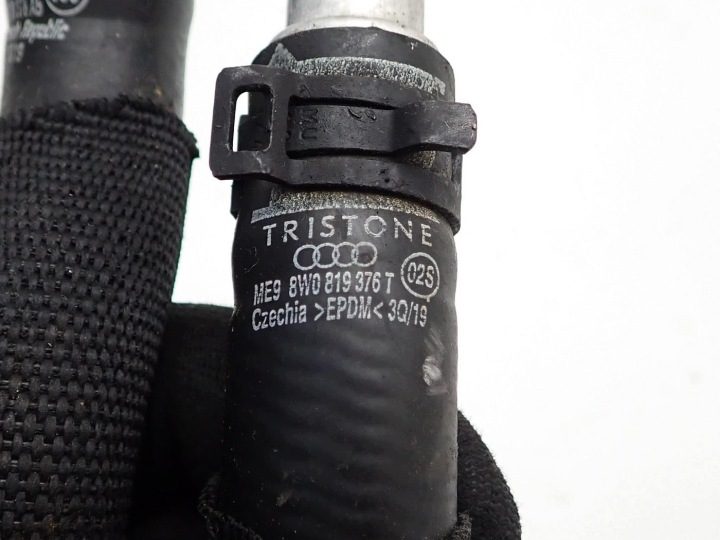 Шланг трубка охлаждения 8W0819885B Audi A4 B9 8W A5 II F5 3.0 TDI DCP 19 г., фото 4