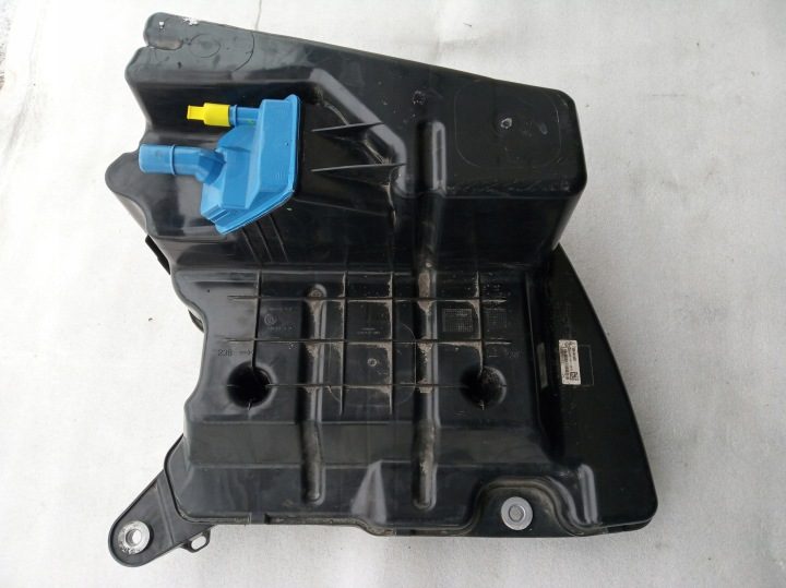Audi A4 B9 A5 Бак AdBlue 8W0131878AC, фото 4