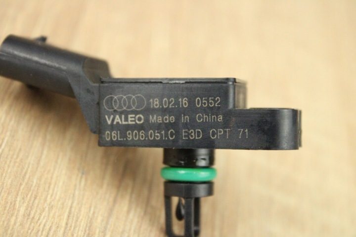 Датчик давления MAP Audi A4 B9 A5 F5 2.0 TFSI 06L906051C 60 л.с., фото 3