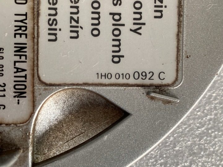 Лючок горловины бензобака Seat Ibiza 6L - 6L6809905G / 6L0010311G / 1H0010092C, фото 9