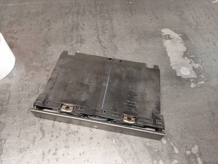 Подстаканник торпедо Volkswagen Golf IV 1J0858601, фото 10