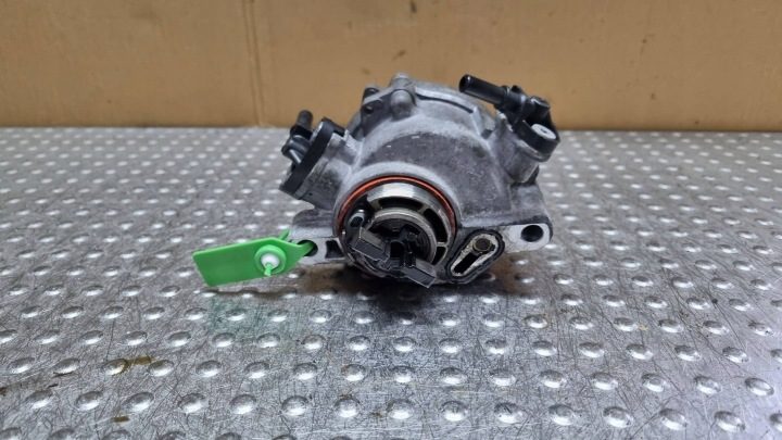 Насос вакуумный 9804021880 Ford Fiesta MK7 C-MAX MK2 Focus MK3 1.6 TDCI, фото 2