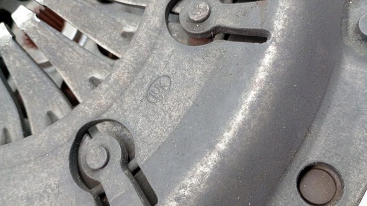 СЦЕПЛЕНИЕ ДВУХМАССОВЫЙ МАХОВИК КОМПЛЕКТ LUK AUDI A4 B5 2.6 V6, фото 3
