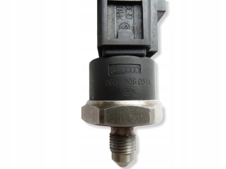 Датчик давления топлива AUDI VW SEAT SKODA 06D906051A, фото 2