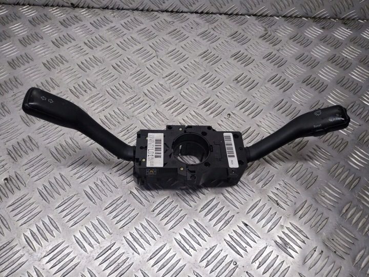 Дополнительные поворотники SKODA FABIA I (6Y2) 8L0953513G 2003, фото 1