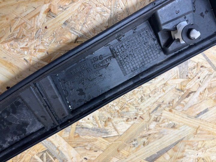 Volkswagen ID.4 Молдинг подсветки номера 11A827335B, фото 4