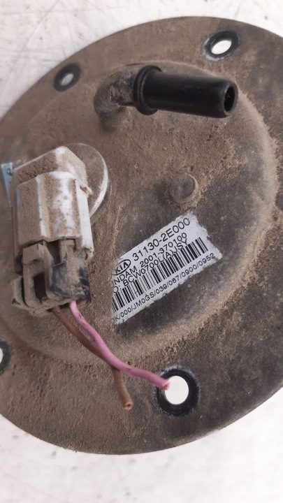 Hyundai OE 31130-2E000 датчик уровня топлива, фото 3