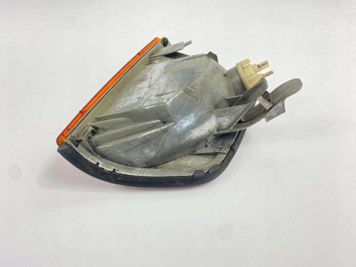 ПОВОРОТНИК ПРАВЫЙ ПЕРЕДНИЙ MERCEDES W124 HELLA ОРАНЖЕВЫЙ, фото 7