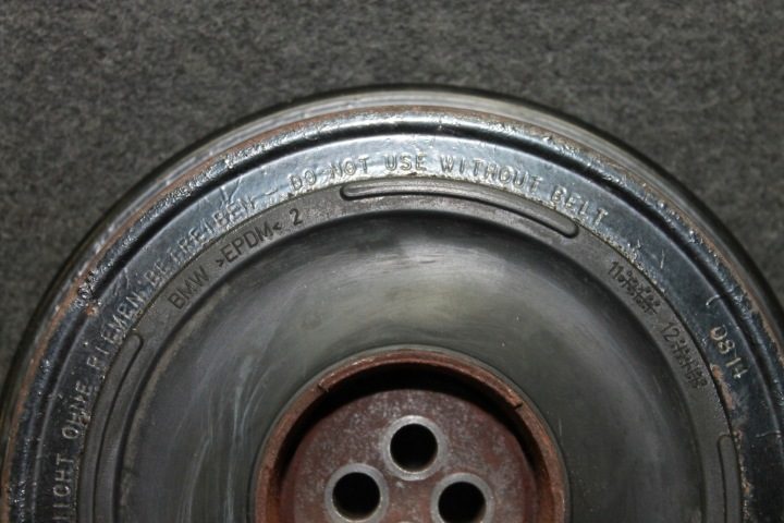BMW F01 F07 F30 F10 F15 F25 3.0D N57 - ШКИВ ГАСИТЕЛЬ КОЛЕБАНИЙ 8515002, фото 2