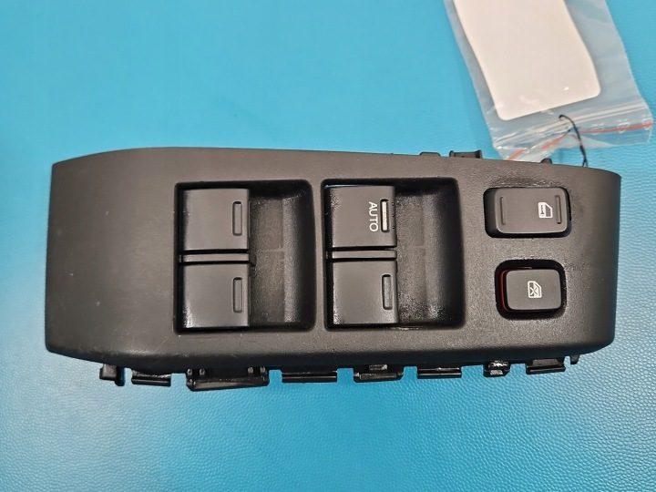 БЛОК КНОПОК СТЕКЛОПОДЪЕМНИКОВ HONDA JAZZ III 4X РЕСТАЙЛИНГ EU, фото 2