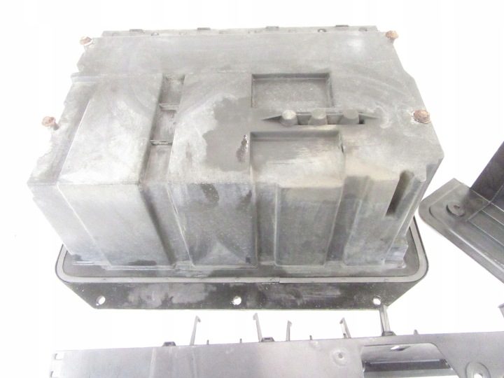 Крышка аккумулятора бардачок багажника ниша BMW e53 X5, фото 15