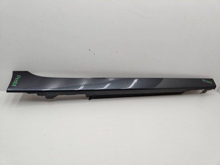 BMW 2 F45 накладка порога правый, фото 1