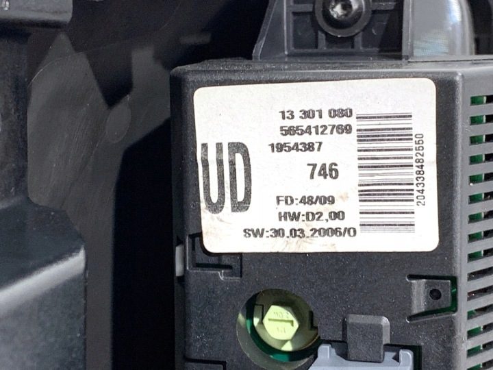 ДЕФЛЕКТОР ОБДУВА ПЕРЕДНИЙ СРЕДНИЙ В СБОРЕ OPEL CORSA D Хэтчбек 06-14, фото 5