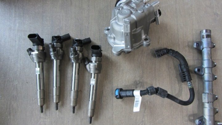 BMW X1 F48 X3 G01 G30 B47 2.0D ФОРСУНКИ ТОПЛИВА НАСОС МОЛДИНГ СИСТЕМА 8579230, фото 2