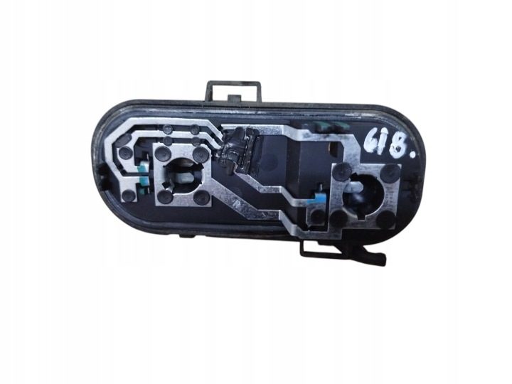 Контакты заднего фонаря NISSAN QASHQAI II (J11, J11_) 89070312 1.5L дизель 2008, фото 1