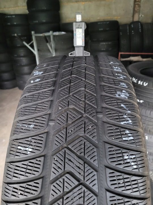 Шина зимняя Pirelli Scorpion Winter 255/55R19 111 В усилитель (XL) J - Jaguar, фото 2