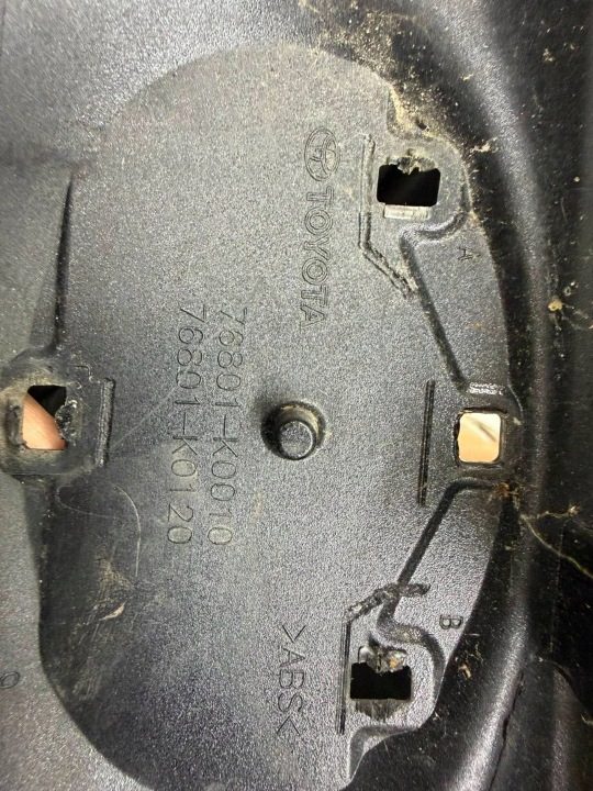 TOYOTA YARIS IV 4 НАКЛАДКА КРЫШКИ БАГАЖНИКА 76801-K0010, фото 9