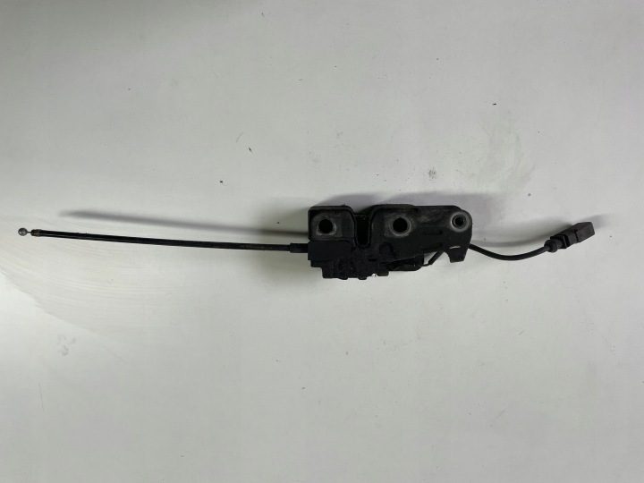 Замок капота двигателя Skoda Yeti I 5L 5L0823509A, фото 1