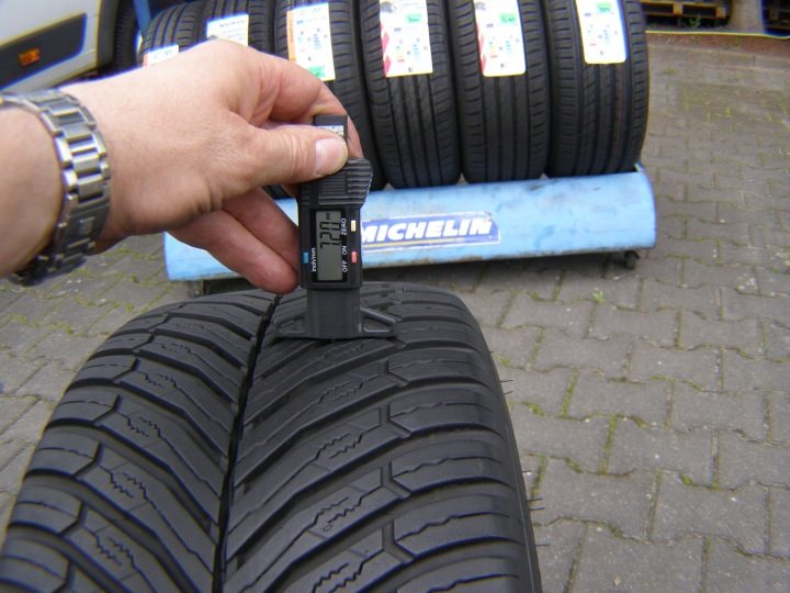 Шина всесезонная Hankook Ion Flexclimate 245/45R19 102 Y сцепление на снегу (3PMSF), защита диска, усилитель (XL), фото 6
