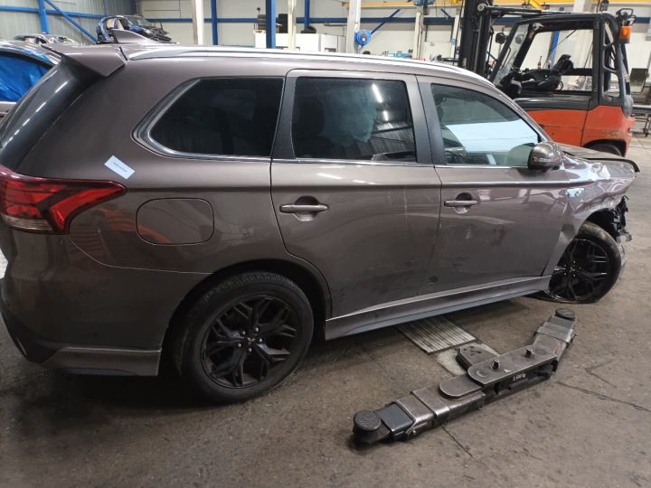 Mitsubishi Outlander GF/GG 2019 - 2022 Трубка высокого напряжения 4B12, фото 8