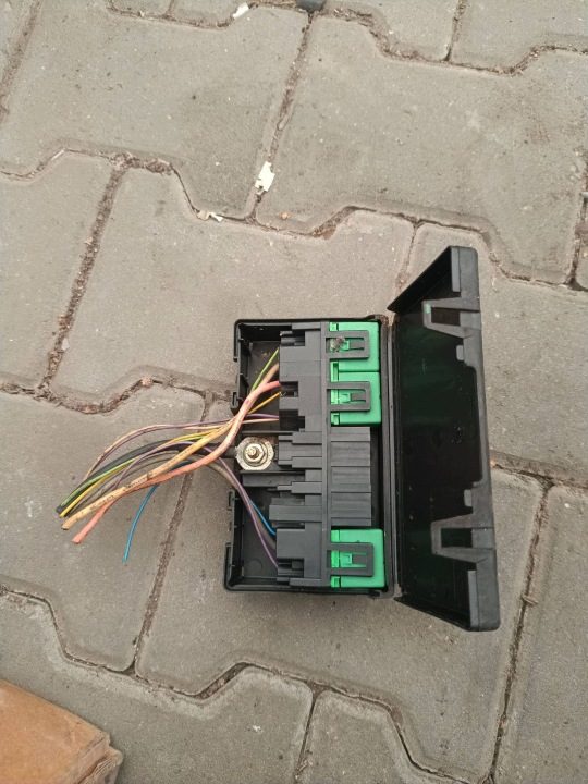 Блок предохранителей в сборе Peugeot 307 11570800, фото 1