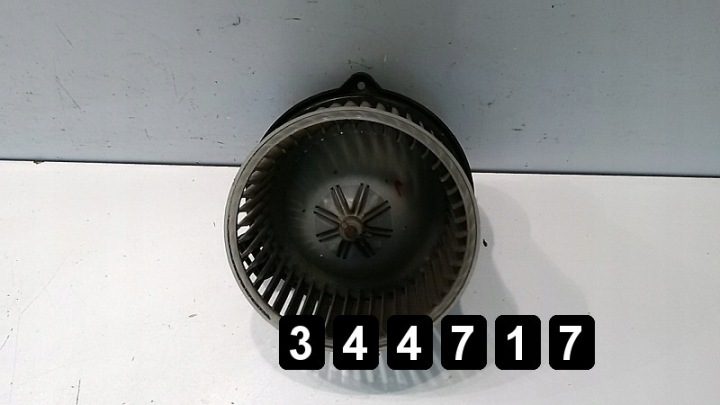 2001 Mitsubishi Space Star Вентилятор моторчика вентилятора печки 01301111, фото 3