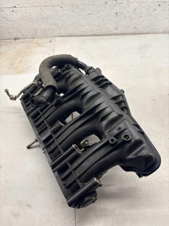 Audi A4 B8 1.8 TFSI Впускной коллектор 06H198211A, фото 1