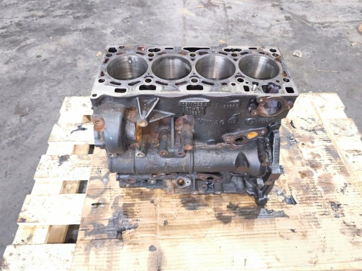 БЛОК ЦИЛИНДРОВ AUDI A3 8V VOLKSWAGEN SEAT SKODA 2.0 TDI CRB 03N023A, фото 1