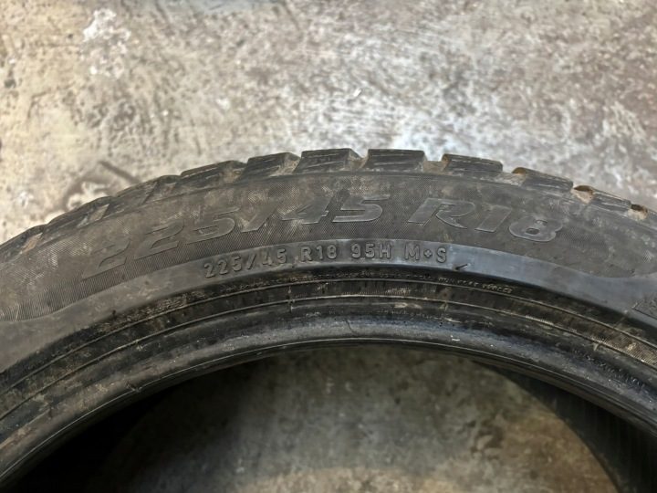 Шина зимняя Pirelli Winter SottoZero 3 225/45R18 95 H сцепление на снегу (3PMSF), защита диска, Run Flat, усилитель (XL) * - BMW, фото 7