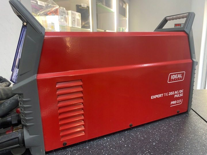 Сварочный инвертор Идеальный EXTIG202AC 230V 200A MMA/TIG LCD, фото 3