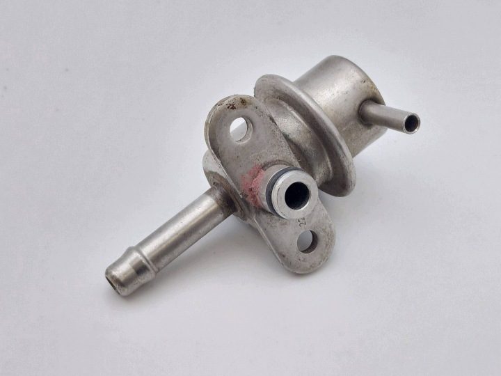 РЕГУЛЯТОР ДАВЛЕНИЯ ТОПЛИВА NISSAN PRIMERA 226706F000 / 0280160605 NR153, фото 1