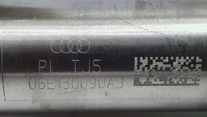 Топливная рампа Audi Q7 4M TFSI 06E130090AJ, фото 4