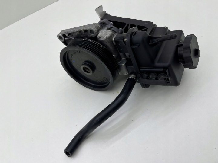 Mercedes-Benz W212 2.2 CDI 651 Насос гидроусилителя A0064664701, фото 5