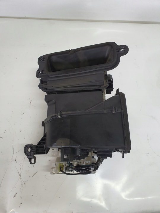 ВЕНТИЛЯТОР КОРПУС ОТОПИТЕЛЬ TOYOTA AVENSIS T25 87010-05831, фото 4