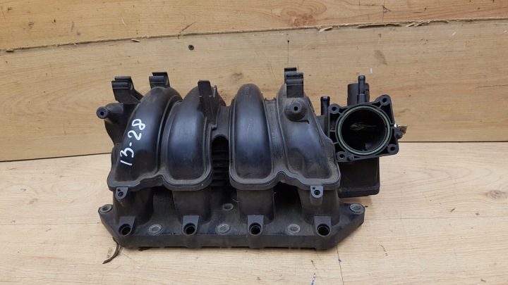 Впускной коллектор Skoda Fabia Mk1 (6Y) 036129711FQ, фото 1