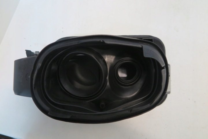 Лючок горловины бензобака BMW G01 G21 G22 G30 9452493, фото 3
