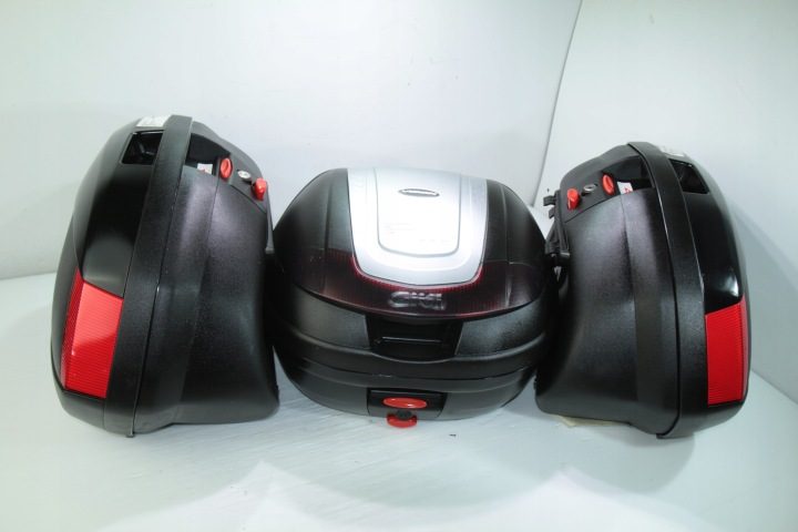 SUZUKI GSF 650 BANDIT 07-08 КОФРЫ БОКОВЫЕ ЦЕНТРАЛЬНЫЕ GIVI, фото 1