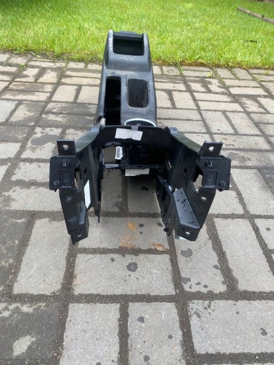 Ford B-MAX 1.0B центральный тоннель, фото 5