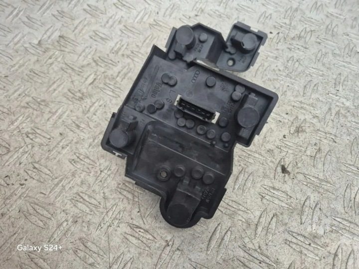 КРОНШТЕЙН ЛАМПЫ AUDI TT РОДСТЕР (8N9) 89100109 33013302 1.8L 132 кВт 2002, фото 4