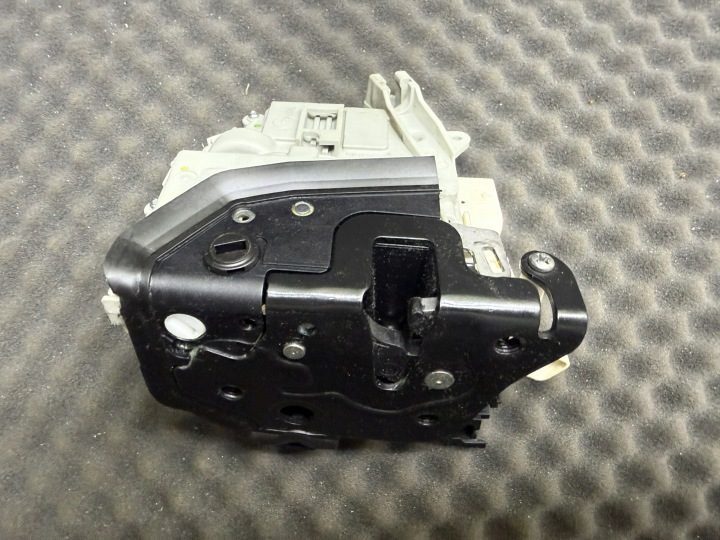 8K0839015F, ЗАМОК ДЛЯ ДВЕРИ ЛЕВЫЙ ЗАДНИЙ AUDI VW SKODA SEAT, фото 3