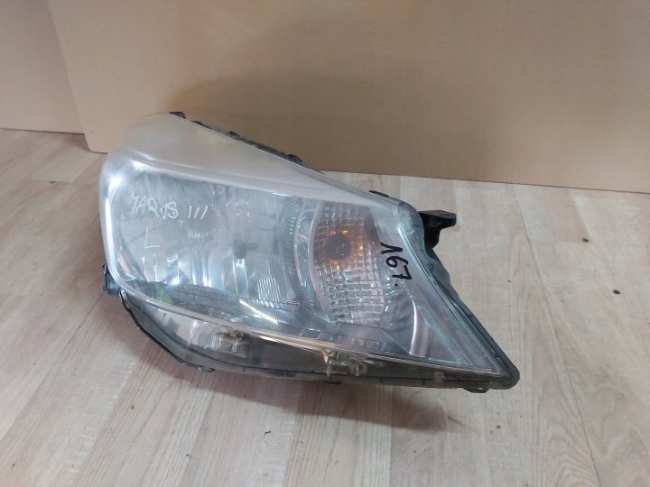 Toyota Yaris III фара левая передняя Англия 11 - 14 г., фото 2