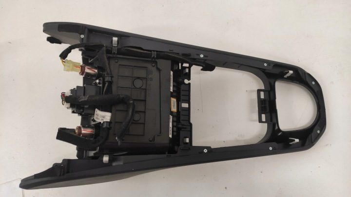 Hyundai Ioniq центральный тоннель накладка 16-19, фото 3