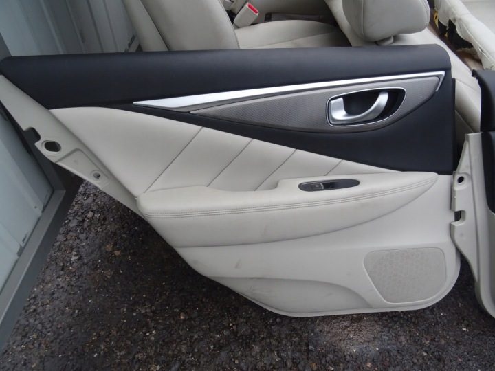 Infiniti Q50 сиденья диваны обивка кожа 2015rok UK, фото 7