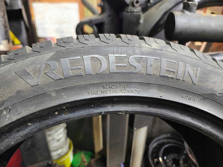 Шина всесезонная Vredestein Quatrac 5 255/45R20 105 Вт усилитель (XL), фото 5