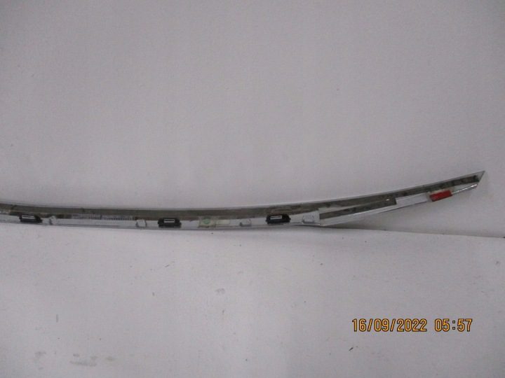 НАКЛАДКА МОЛДИНГ КРЫШКИ ХРОМ БАГАЖНИКА MERCEDES W205 A2057430082, фото 5