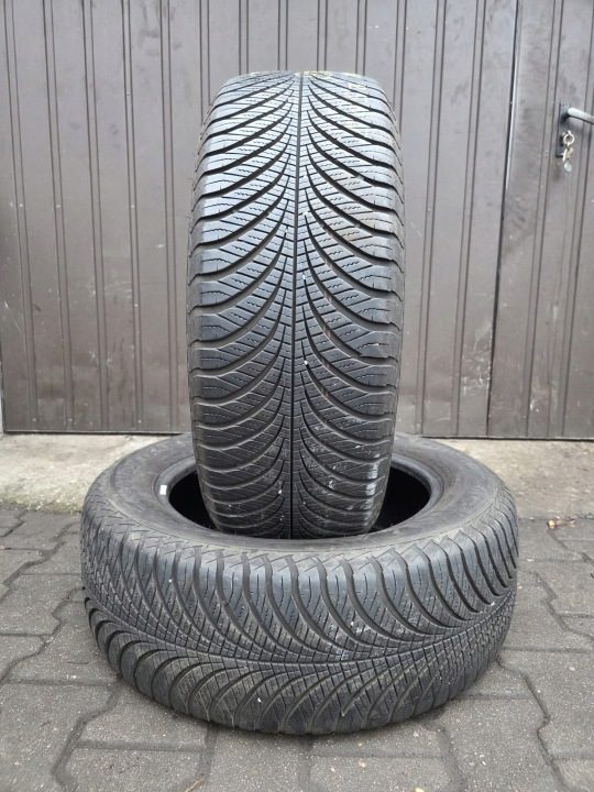 2× Шина всесезонная Goodyear Vector 4SEASONS ВНЕДОРОЖНИК GEN-2 235/60R18 107 В усилитель (XL), фото 1