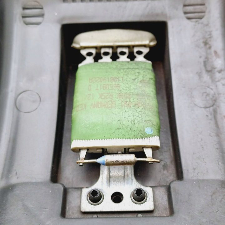 РЕЗИСТОР ВЕНТИЛЯТОРА ОБДУВА VW NEW BEETLE 1J0819022A NR159, фото 4
